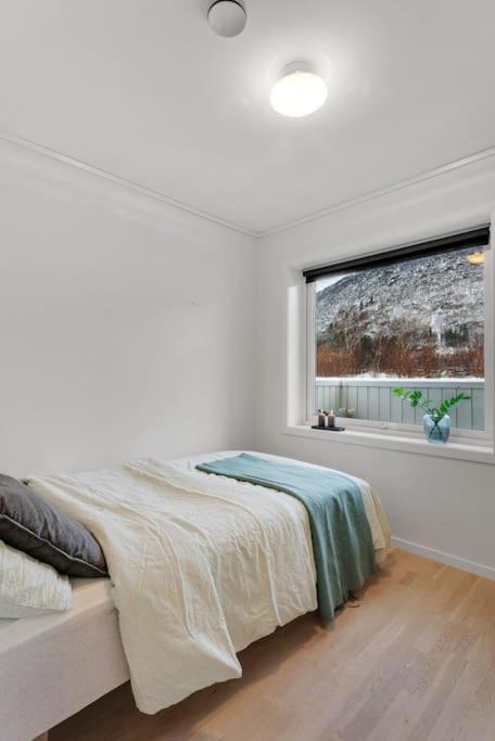 Stor Og Moderne Leilighet I Indre Arna Bergen Gratis Parkering!! מראה חיצוני תמונה